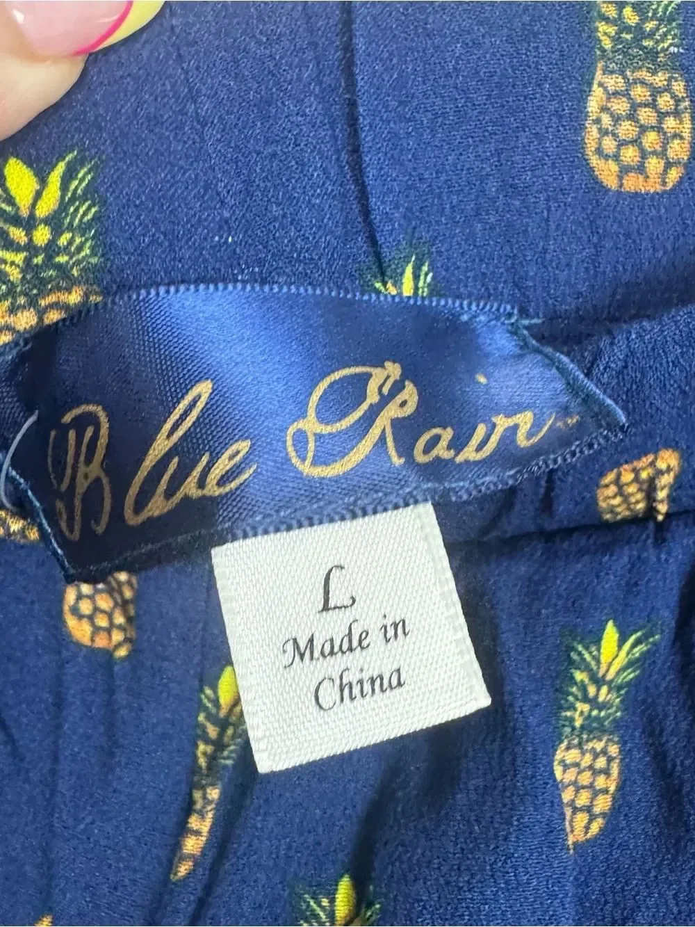 BLUE RAIN | NEW Pineapple Print Navy Blue Shorts Yellow Trim Women’s Size Large